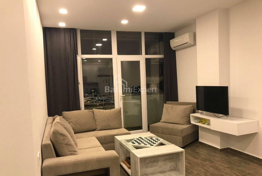Квартира 55 м² - Шерифа Химшиашвили, Батуми, Грузия
