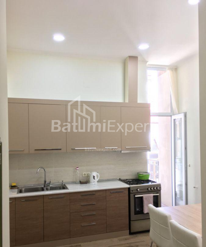 Квартира 175 м² - Царя Парнаваза, Батуми, Грузия