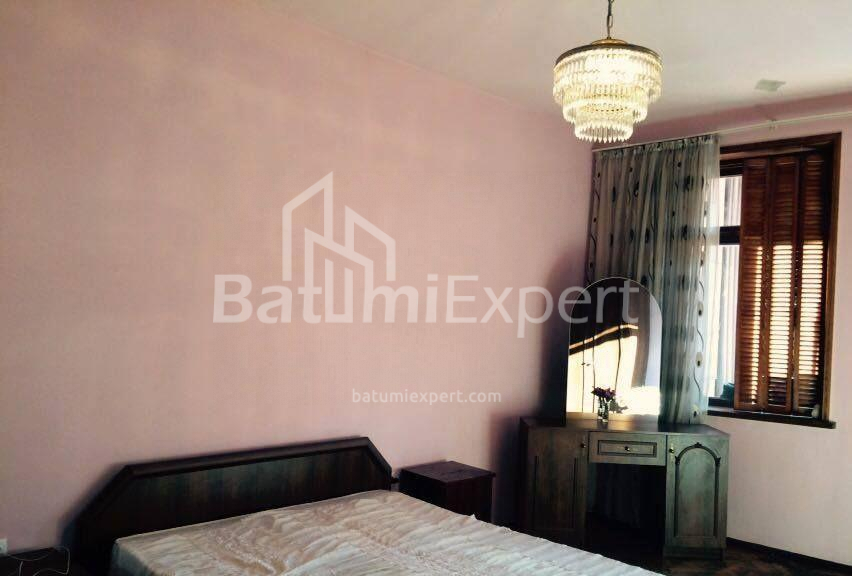 Квартира 165 м² - Зураба Горгиладзе, Батуми, Грузия