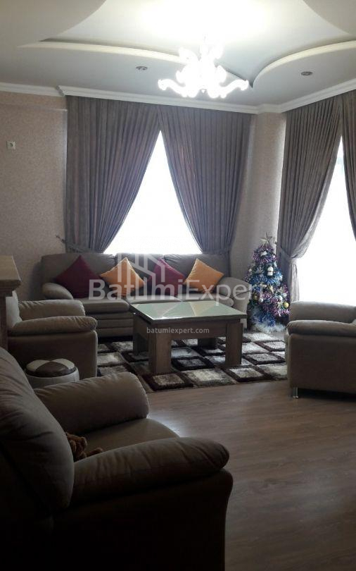 Квартира 77 м² - Давида Агмашенебли, Батуми, Грузия