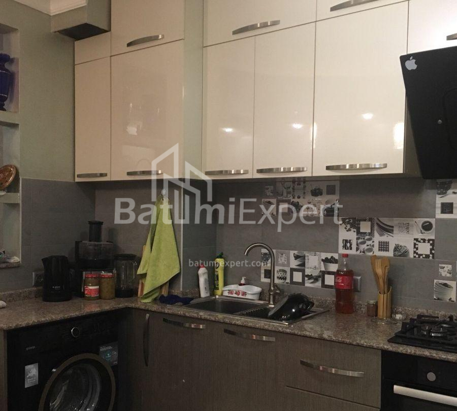 Квартира 90 м² - Зураба Горгиладзе, Батуми, Грузия