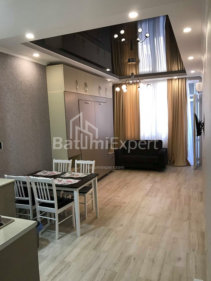 Квартира 34 м² - Шерифа Химшиашвили, Батуми, Грузия