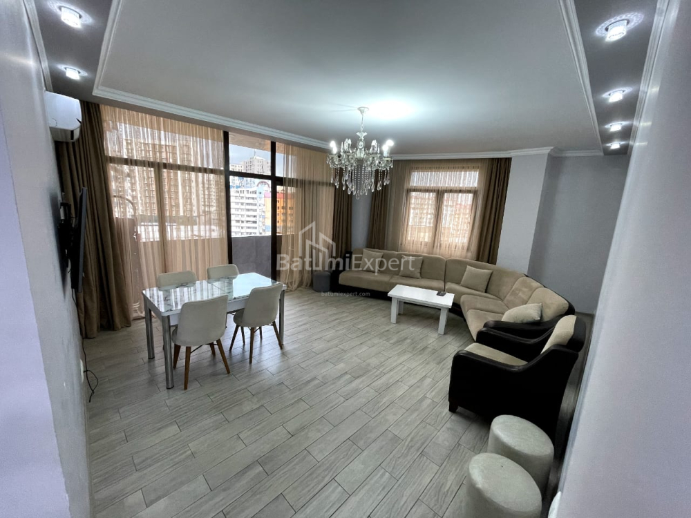 Квартира 110 м² - Михаила Джавахишвили, Батуми, Грузия