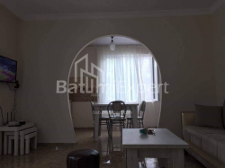 Квартира 2-комн 44 м² - Иване Джавахишвили, Батуми