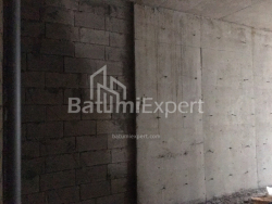 Квартира 37.8 м² - Вахтанга Горгасали, Батуми, Грузия