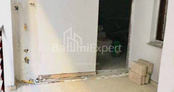 Квартира 3-комн 80 м² - Еквтиме Такаишвили, Батуми