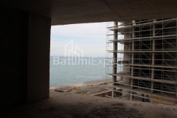 Квартира 42.75 м² - Леха и Марии Качинских, Батуми, Грузия