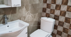 Квартира 2-комн 46.4 м² - Луки Асатиани, Батуми
