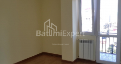 Квартира 2-комн 46.4 м² - Луки Асатиани, Батуми
