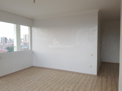 Квартира 3-комн 61 м² - Луки Асатиани, Батуми