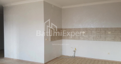 Квартира 2-комн 54 м² - Луки Асатиани, Батуми