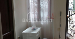 Квартира 9-комн 136 м² - Царя Парнаваза, Батуми