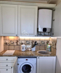 Квартира 3-комн 43 м² - Юрьевская, Батуми