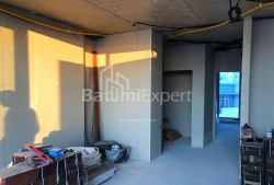 Квартира 3-комн 103 м² - Юрьевская, Батуми