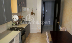 Квартира 2-комн 65 м² - Петра Меликишвили, Батуми