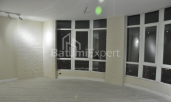 Квартира 4-комн 106 м² - Иване Джавахишвили, Батуми