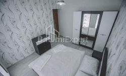 Квартира 2-комн 47 м² - Шерифа Химшиашвили, Батуми