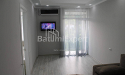 Квартира 3-комн 65 м² - Петра Багратиони, Батуми