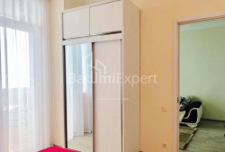 Квартира 2-комн 44 м² - Шерифа Химшиашвили, Батуми