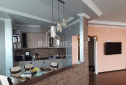 Квартира 3-комн 120 м² - Юрьевская, Батуми