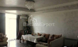 Квартира 4-комн 110 м² - Юрьевская, Батуми