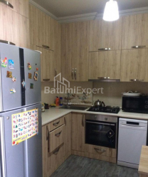 Квартира 4-комн 94 м² - Юрьевская, Батуми