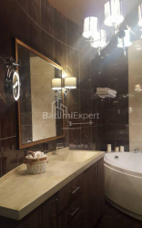 Квартира 4-комн 128 м² - Шерифа Химшиашвили, Батуми