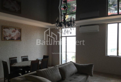 Квартира 3-комн 115 м² - Юрьевская, Батуми