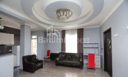 Квартира 3-комн 53 м² - Юрьевская, Батуми