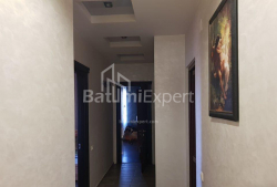 Квартира 4-комн 135 м² - Петра Багратиони, Батуми