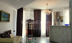 Квартира 3-комн 62 м² - Руставели, Батуми