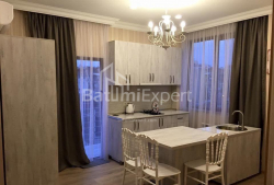 Квартира 2-комн 50 м² - Зураба Горгиладзе, Батуми