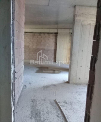 Квартира 3-комн 73 м² - Юрьевская, Батуми