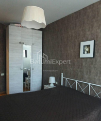 Квартира 2-комн 57 м² - Шалва Инасаридзе, Батуми