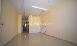 Квартира 3-комн 74 м² - Юрьевская, Батуми