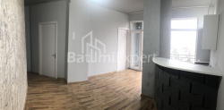 Квартира 3-комн 48 м² - Юрьевская, Батуми