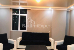 Квартира 2-комн 60 м² - Нико Пиросмани, Батуми