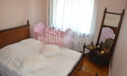 Квартира 3-комн 90 м² - Юрьевская, Батуми
