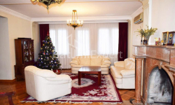 Квартира 6-комн 155 м² - Хайдара Абашидзе, Батуми