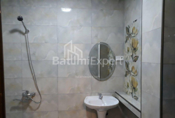 Квартира 2-комн 50 м² - Ангиса, Батуми