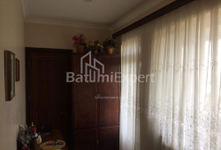 Квартира 3-комн 91 м² - Галактиона Табидзе, Батуми