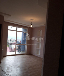 Квартира 3-комн 53 м² - Юрьевская, Батуми