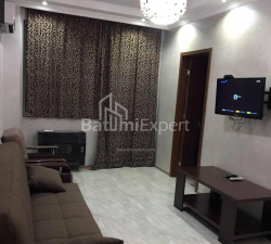 Квартира 2-комн 52 м² - Михаила Лермонтова, Батуми