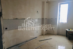 Квартира 3-комн 104 м² - Нико Пиросмани, Батуми