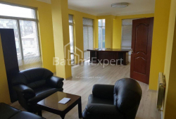 Квартира 5-комн 122 м² - Михаила Лермонтова, Батуми