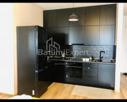 Квартира 3-комн 85 м² - Петра Багратиони, Батуми