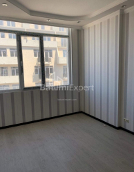 Квартира 2-комн 57 м² - Еквтиме Такаишвили, Батуми