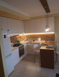 Квартира 3-комн 80 м² - Абхазская, Батуми