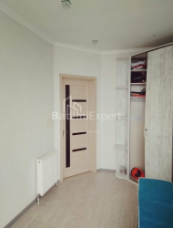 Квартира 3-комн 74 м² - Ангиса, Батуми