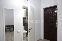 Квартира 2-комн 47 м² - Зураба Горгиладзе, Батуми